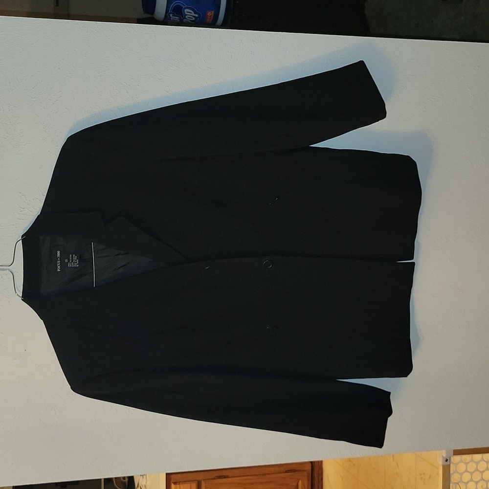 Focus 2000 size 14 black jacket button-down with hidden zippered pockets